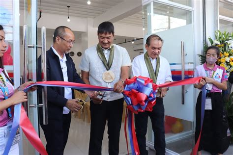 owwa calamba photos|PIA .